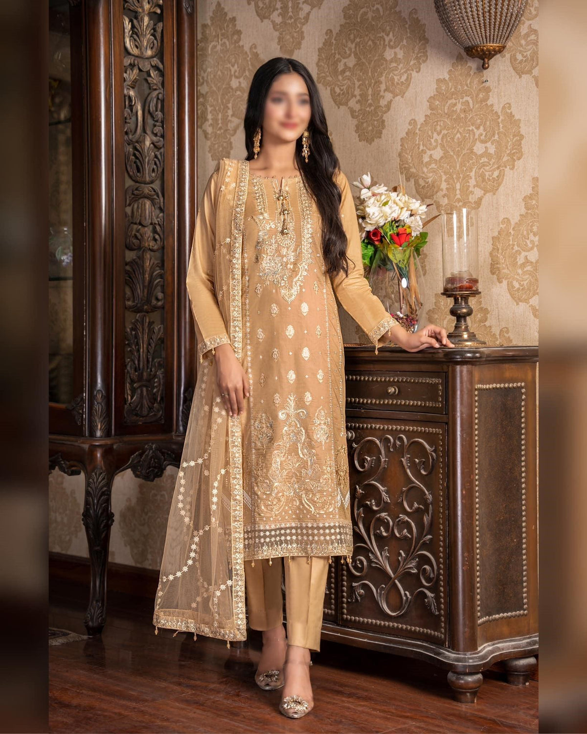 Dilkash Luxury Summer Coll:24 Semi Stitched D-04